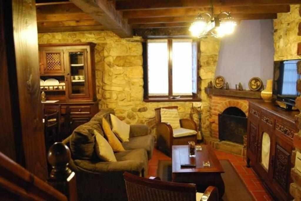La Regenta Picos De Europa Villa Poo  Exterior foto